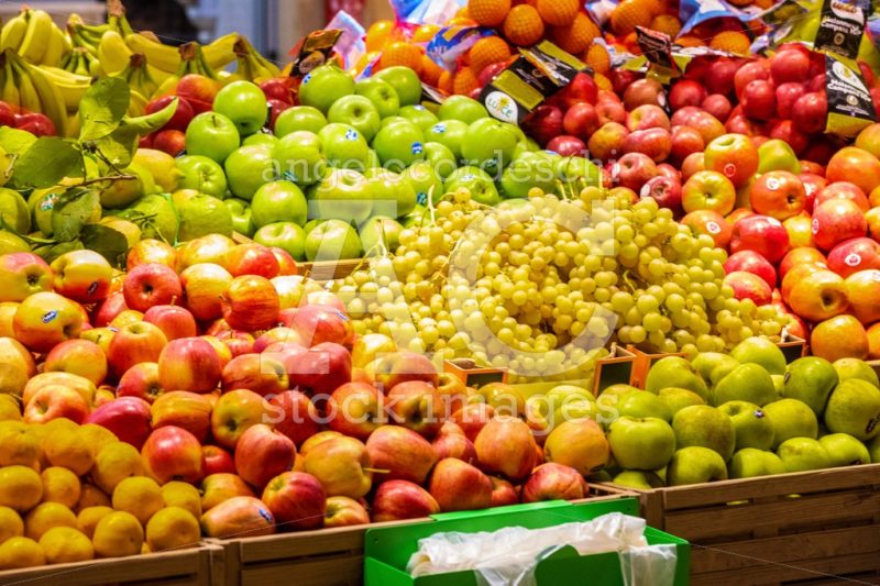 Fruit and vegetable department, fresh fruit crates freshly harve - Angelo Cordeschi