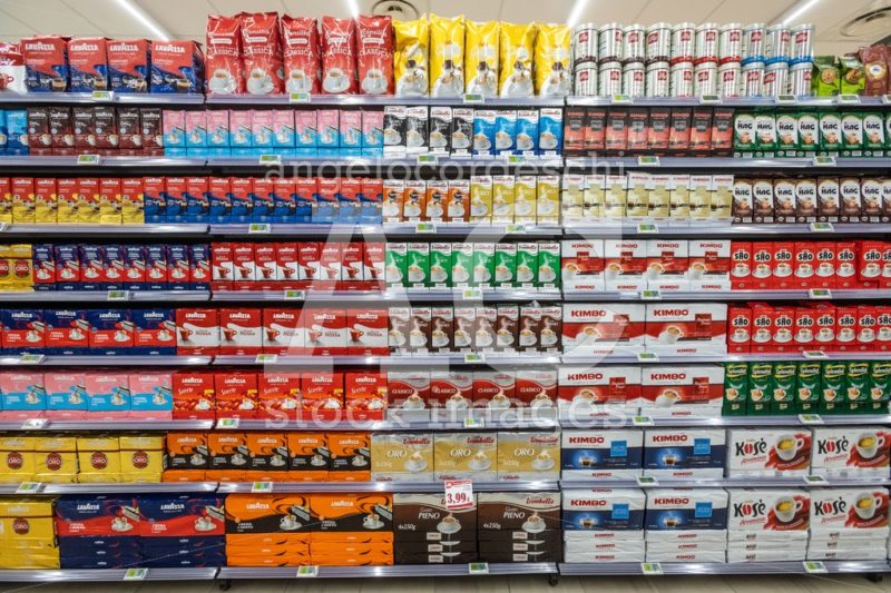 Lanes of shelves with goods products inside a MA supermarket in - Angelo Cordeschi