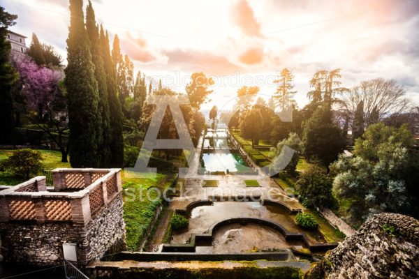 Renaissance Architecture And The Italian Renaissance Garden. Angelo Cordeschi